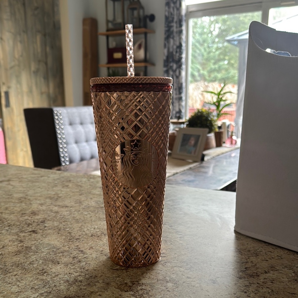 Starbucks Rose Gold Metallic Tumbler with Straw